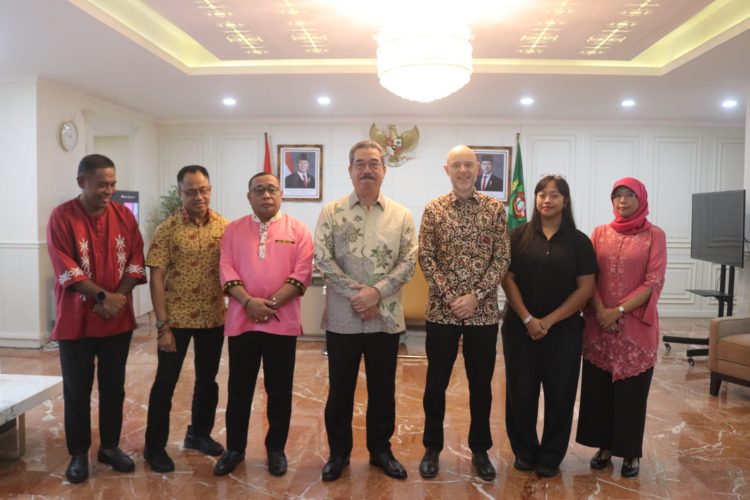 Pertemuan Konsul AS dengan Gubernur Maluku: Memperkuat Hubungan dan Menjelajahi Peluang Investasi