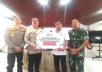 Pemerintah Provinsi Maluku Salurkan Bantuan Recovery Bencana Sosial Rp1 Miliar, Bodewin: Ini perhatian luar biasa dari pemerintah provinsi