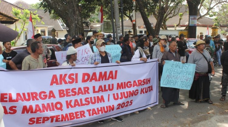 FRB dan Keluarga Mamiq Kalsum Geruduk Kantah BPN Lombok Tengah