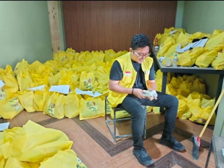 Golkar Papua Barat Daya Rayakan HUT ke-61 dengan Aksi Sosial Bagi Sembako