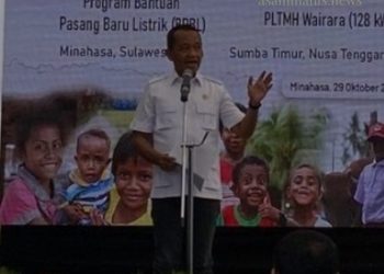 Bahlil Resmikan Listrik Gratis untuk 112 Rumah di Minahasa: “Kehadiran Negara Harus Dirasakan”