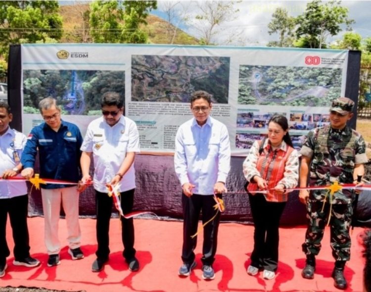 Energi Bersih, Ekonomi Tumbuh: PLTMH Wairara Resmi Beroperasi, Jadi Model Desa Mandiri Energi