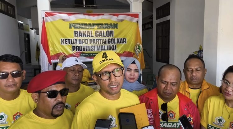 Pengambilan Formulir Calon Musda XI Golkar Maluku, Optimis Menang Tim RBS  Kantongi Dukungan 50 Persen Plus Satu