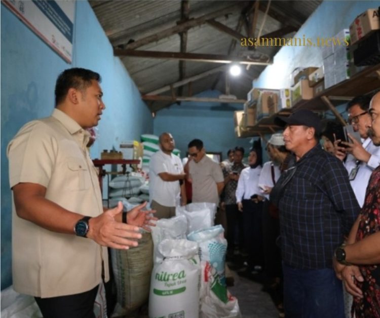 Harga Pupuk Turun, Wamentan Sudaryono Pantau Langsung Distribusi di Malang Pastikan Sesuai HET