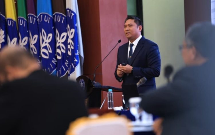 Wamentan Sudaryono Raih Gelar Doktor di IPB, Tegaskan Pentingnya Penguatan BUMN Pascaholdingisasi