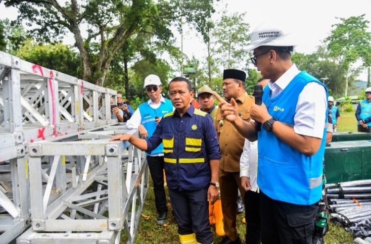 ESDM dan PLN Percepat Pemulihan Listrik di Aceh Pascabanjir Bandang