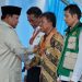 Bareng Petani di Karawang, Prabowo Umumkan Keberhasilan Indonesia Swasembada Pangan 2025
