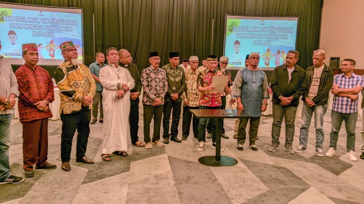 Ketua Umum FPMM Umar Key: Adat, Iman, dan Persaudaraan Fondasi Damai di Bumi Raja-Raja