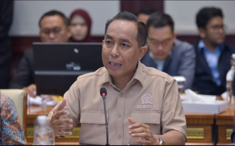 Pesawat ATR 400 Hilang Kontak Menuju Makassar, DPR Ingatkan Tanggung Jawab Negara