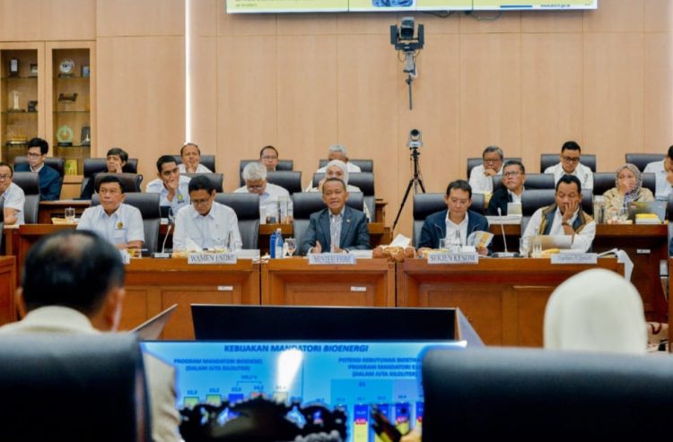 Bahlil Lahadalia Perkuat Ketahanan Energi Nasionaal, Percepat Pembangunan Storage dan Kilang