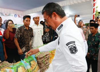 Jaga Daya Beli Warga, Gubernur Maluku Padukan Buka Puasa dan Operasi Pangan Murah