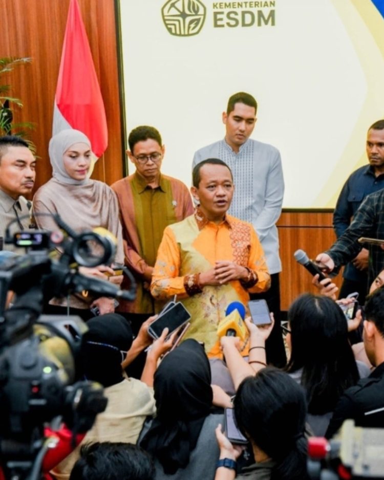 Bahlil Tata Ulang RKAB, Pastikan Pasokan Batubara untuk PLN Aman