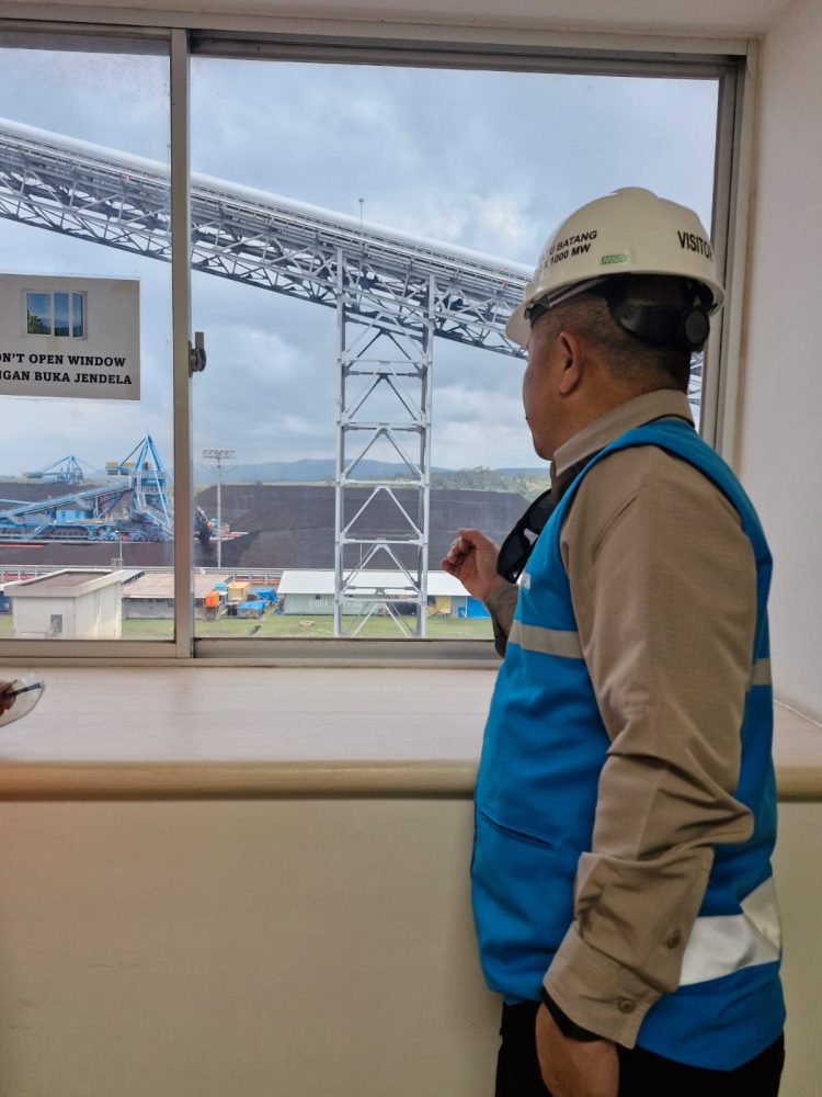 Pastikan Batubara Aman, Direktur PLN Kunjungi Dua PLTU Besar di Jawa Tengah