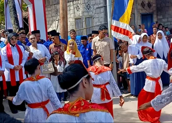 Pelantikan Pemmusat Buano Utara, Bupati Asri dan Ketua TP PKK Tegaskan Pemuda Ujung Tombak Pembangunan