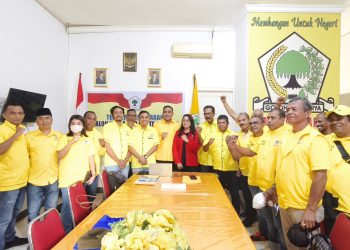 Kantongi Dukungan PK se-Kota Ambon dan SOKSI, Steven Risakotta Daftar Ketua Golkar