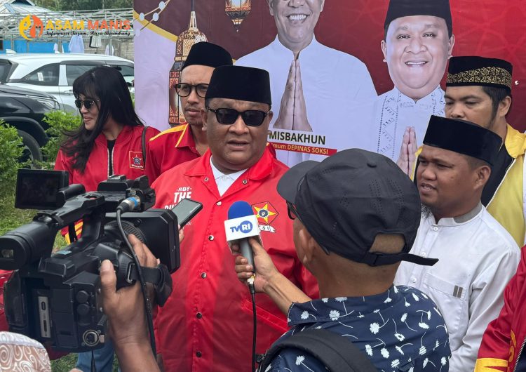 Boy Sangadji Pimpin Penyerahan Hewan Kurban SOKSI Maluku di Negeri Hila, Perluas Aksi Sosial dan Kepedulian