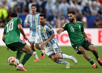 MESSI MENGAMUK! Hattrick di Laga Perdana, Argentina Kirim Sinyal Pertahankan Takhta Dunia