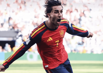 Ferran Torres Antar Spanyol Juara Dunia