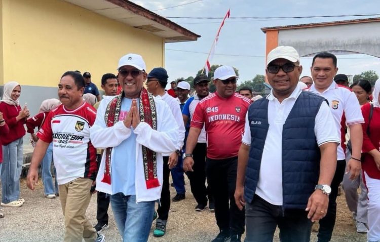 Bupati Buka Pemeriksaan Kesehatan Gratis di Pasanea, Warga Diingatkan Pentingnya Deteksi Dini