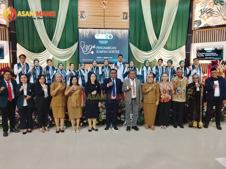 15 Dokter Baru FK Unpatti Diambil Sumpah, Vanath Ajak Mengabdi untuk Maluku