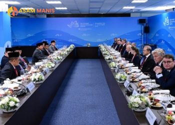 Dampingi Prabowo ke Rusia, Bahlil Kawal Penguatan Kerja Sama Energi Indonesia